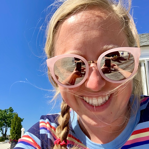 Meet your Posher, Moe - Picture 1 of 1